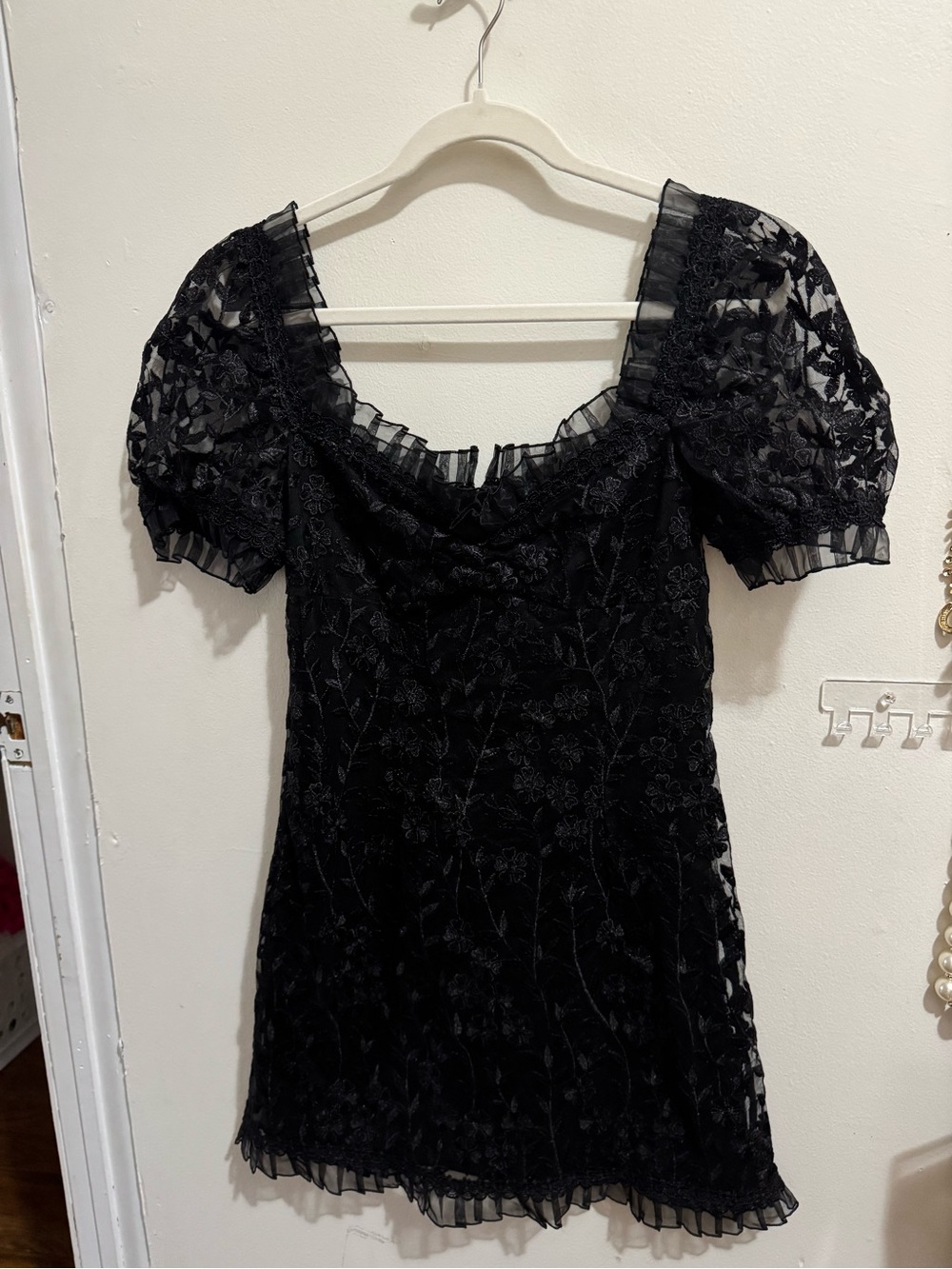 Lulu's Black Floral Lace Puff-Sleeve Mini Dress
